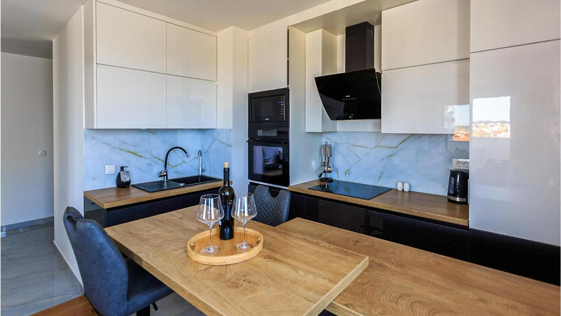 Stunning Apartment In Zadar With Wifi
